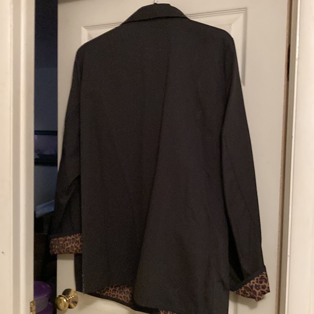 Ladies jacket - Picture 4 of 6